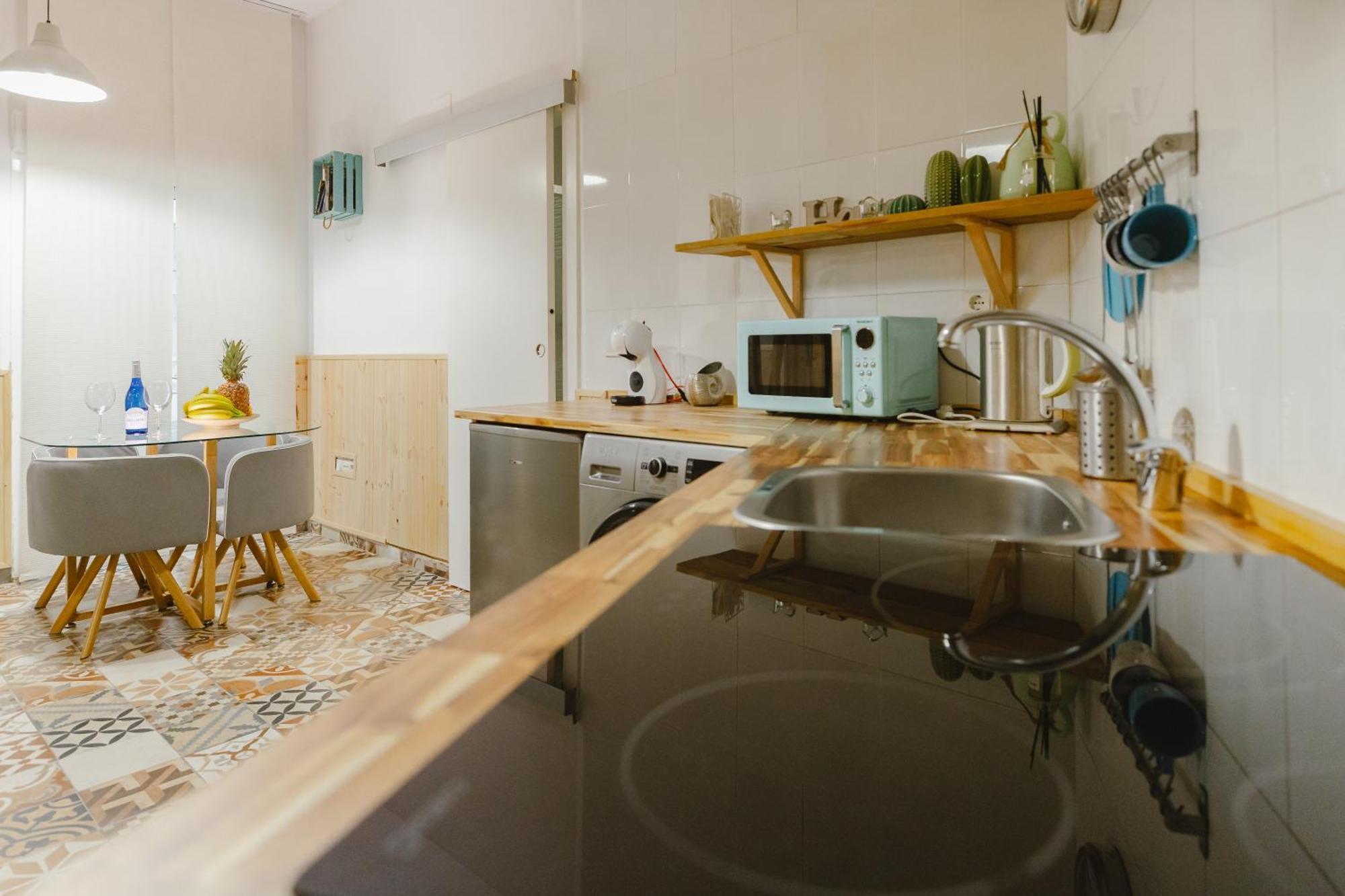 Letsmalaga - Lovely Studio In Malaga Centre Kültér fotó